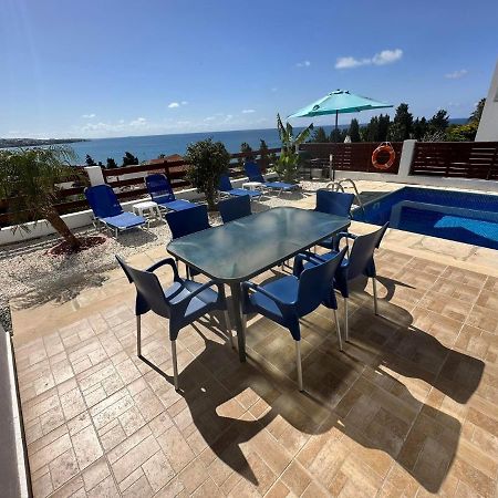 Villa Aqua Sunrise 1Km From Beach With Sea Views Корал-Бэй Экстерьер фото